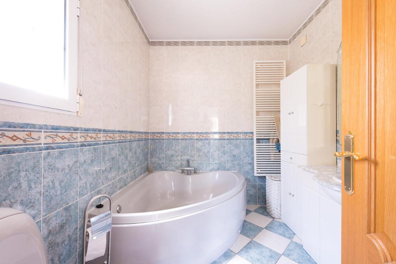 Villa Bruges Busot 3 Bath 3 Bed El Campello Exterior foto